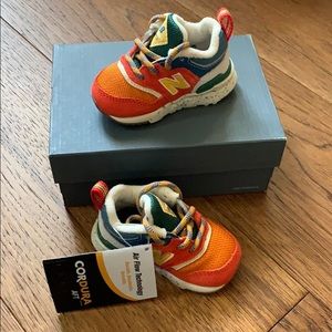 NWT New Balance baby shoes